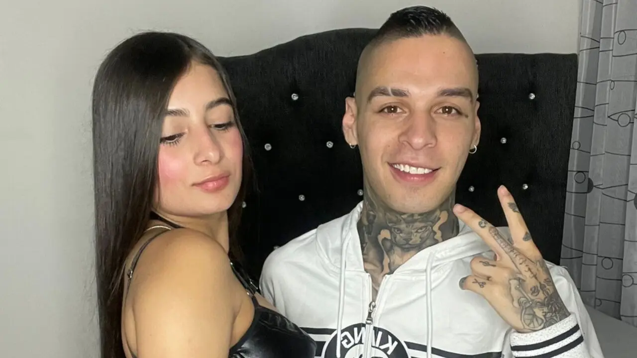  Live sex with MelodyAndKai - Free Porn Live