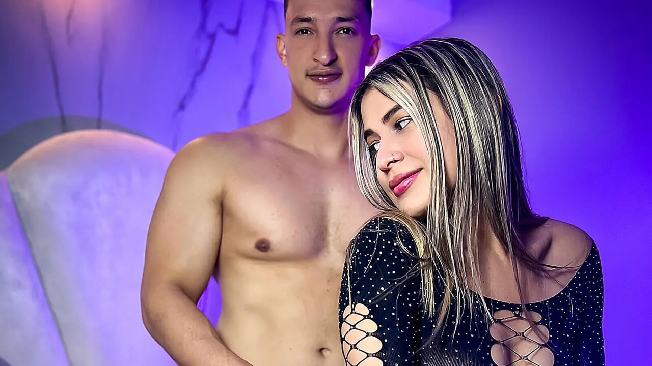  Live sex with SophieandMaximo - Free Porn Live