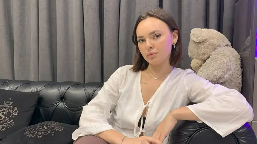  Live sex with LauraBrigs - Free Porn Live