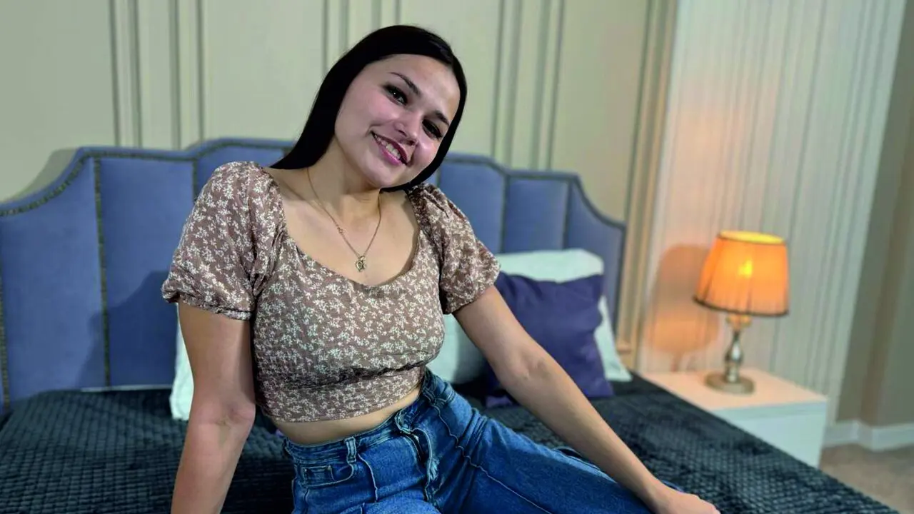  Live sex with MissiKriss - Free Porn Live