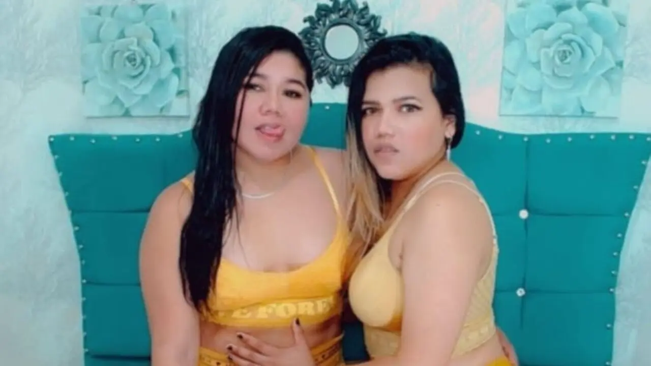  Live sex with AmyandTammy - Free Porn Live