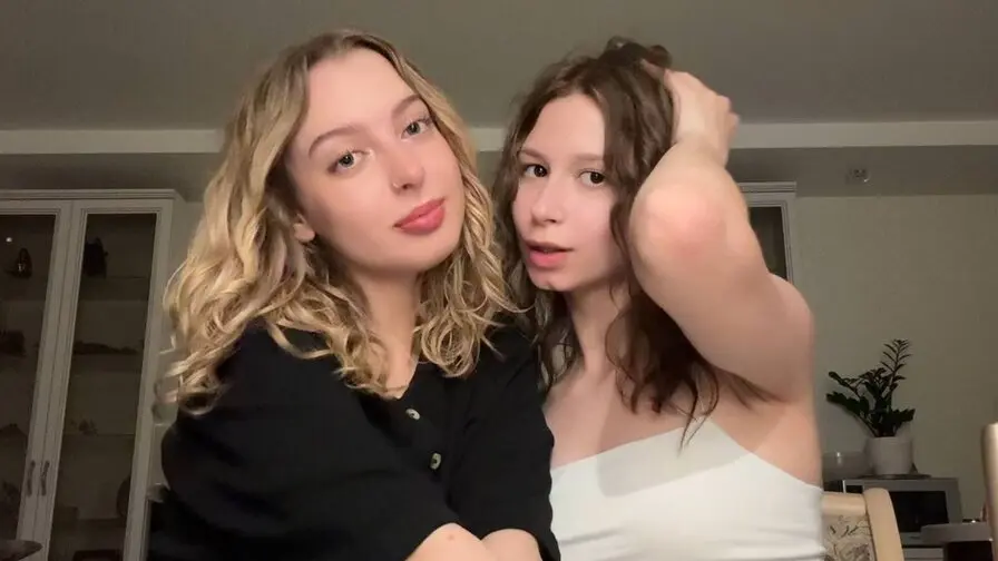  Live sex with BlytheAndPhilome - Free Porn Live