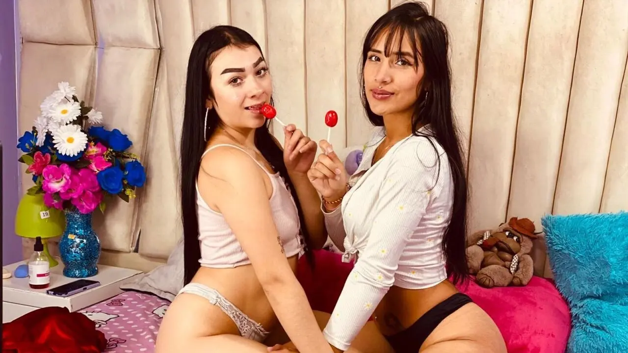  Live sex with GabyAndAvy - Free Porn Live