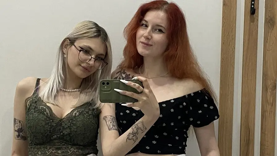  Live sex with SilviaAndTayte - Free Porn Live